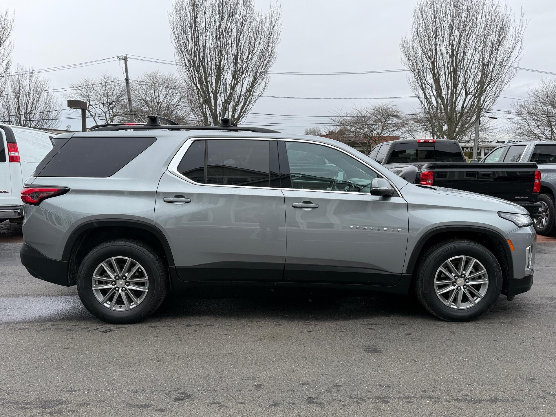 2023 Chevrolet Traverse — rear three-quarter view